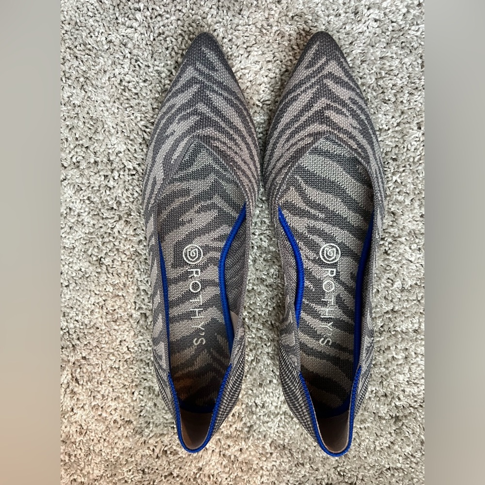 Rothy’s Point Women’s 10 - Gray Zebra